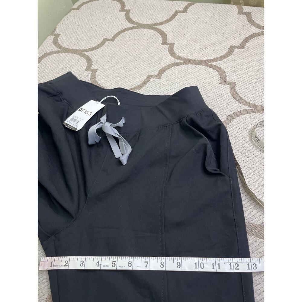 FIGS Madryn High Waisted Flare Scrub Pants Size Petite Large NWT - Picture 14 of 16